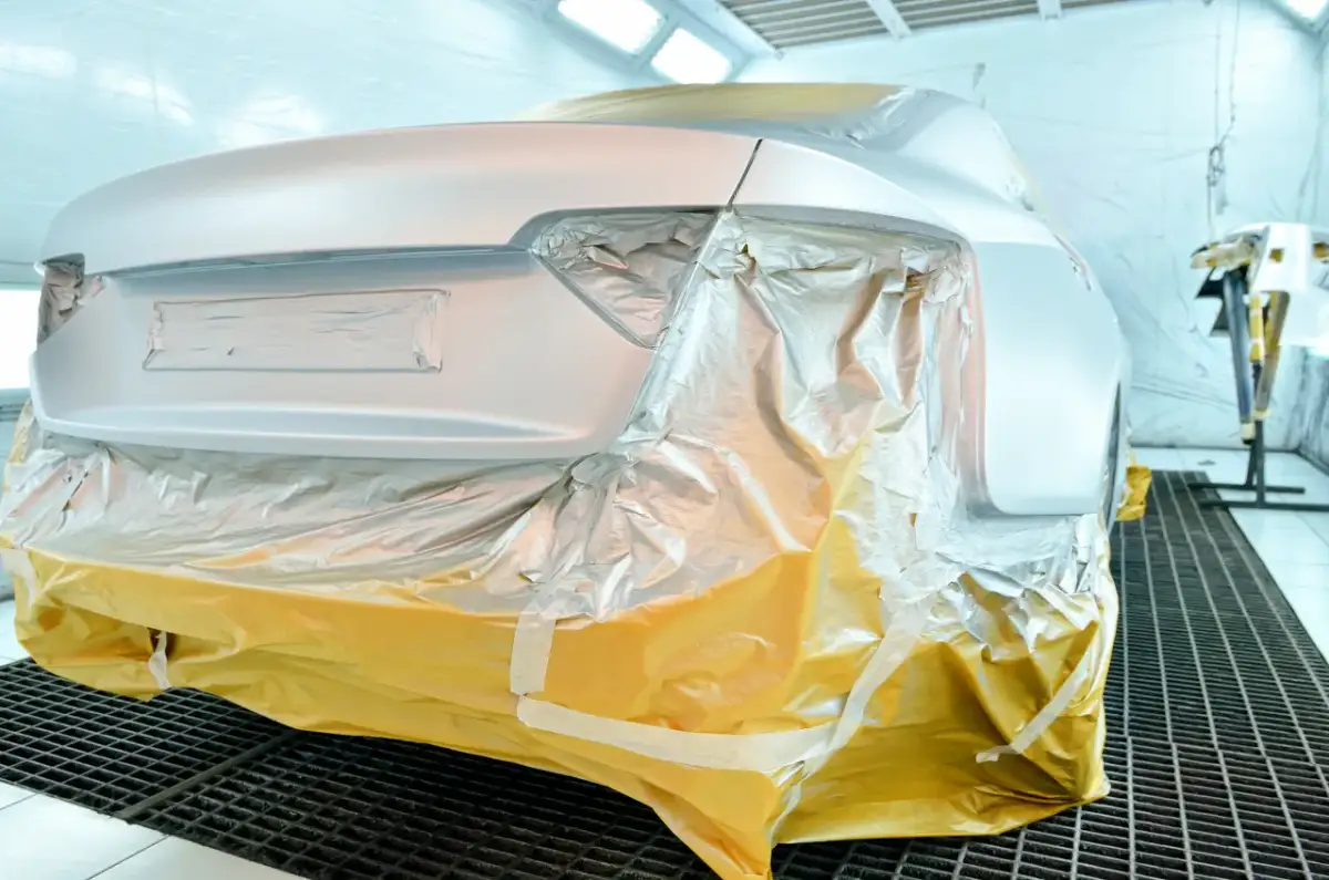 Lakierowanie samochodu samemu? Kompletna checklista i poradnik!