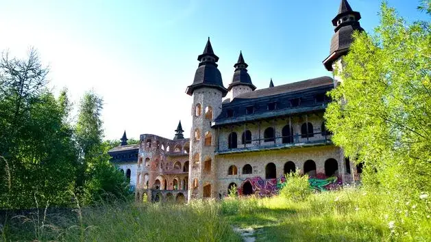 Zamek w Łapalicach i inne atrakcje, które musisz zobaczyć