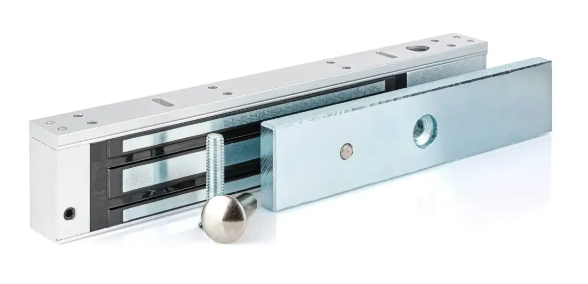 Zamek magnetyczny sam się otwiera? 5 przyczyn i jak je usunąć