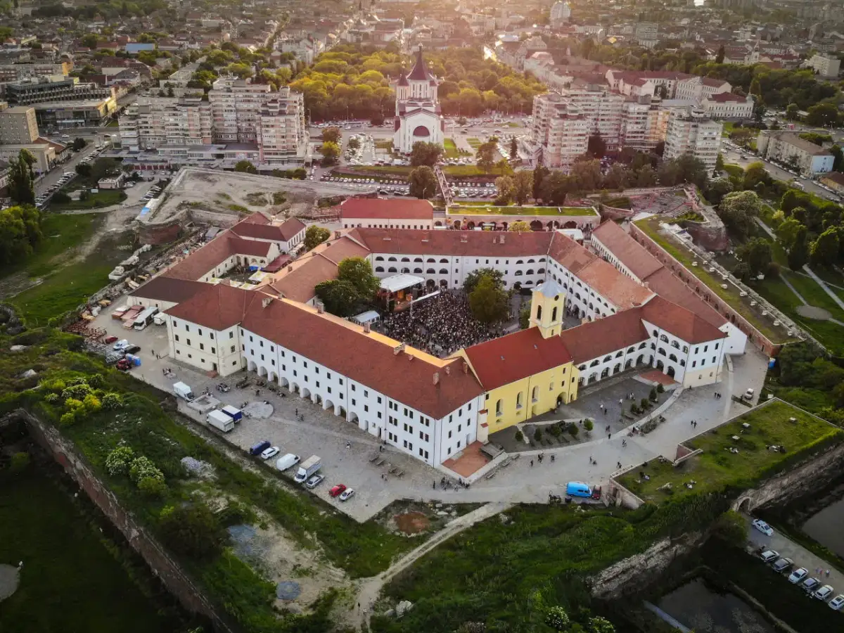 Oradea: Gdzie zjeść? Najlepsze restauracje i lokalne smaki.