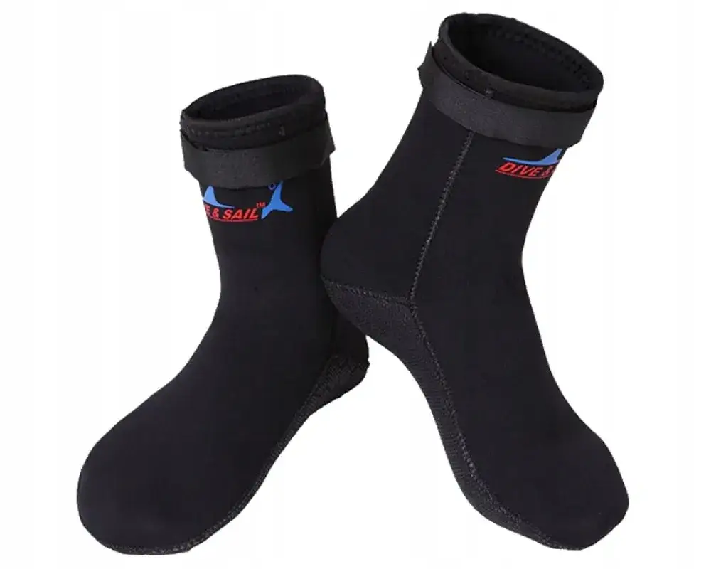 Buty do wody: Wybierz idealne na jeżowce, basen i morsowanie!