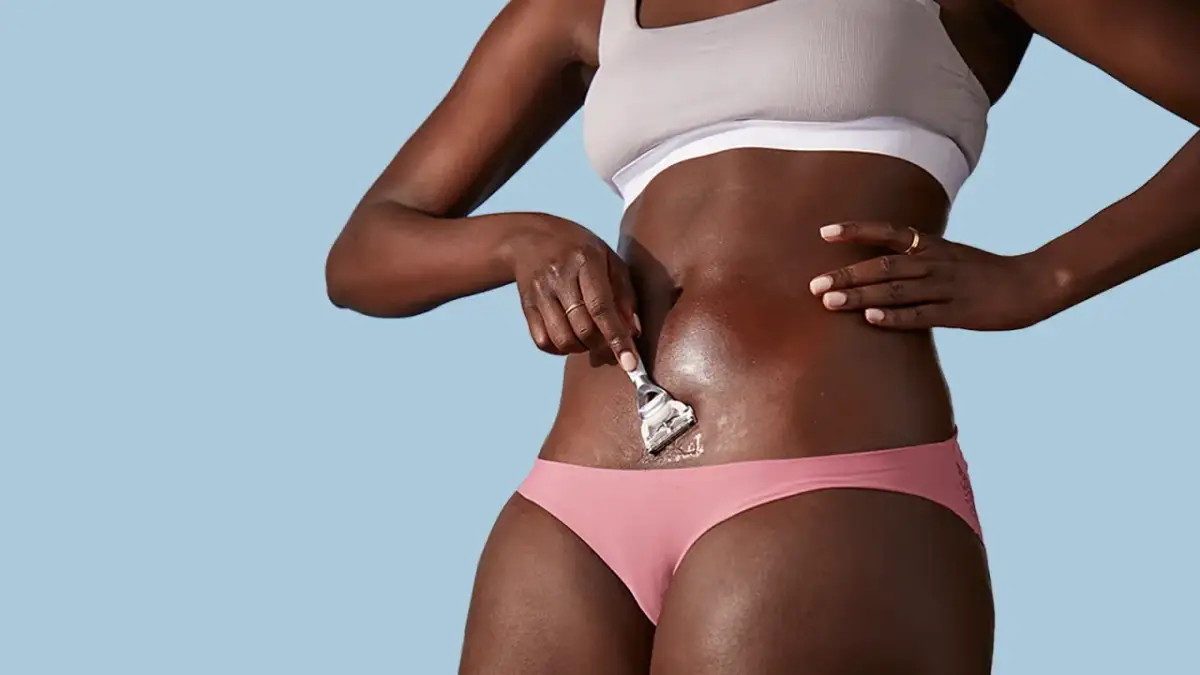 Jak golić włosy łonowe na gładko bez podrażnień i bólu