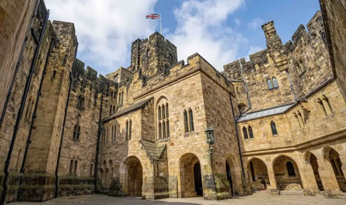 Gdzie jest Hogwart w jakim kraju? Odkryj tajemnice Szkocji