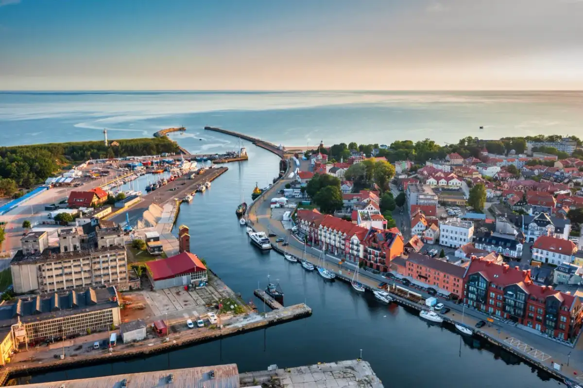 Gdzie jest Ustka? Odkryj jej ukryte piękno i atrakcje turystyczne