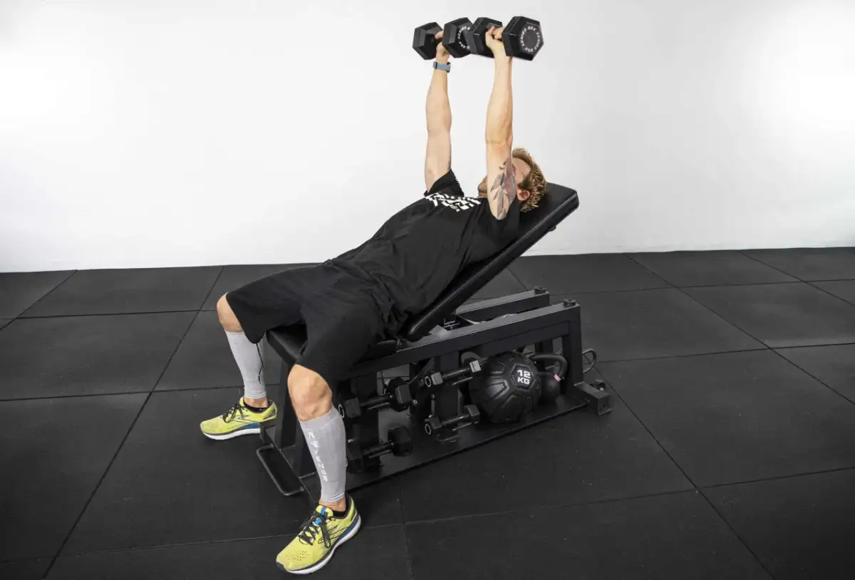 Brust Training Kurzhantel: Effektiv Muskeln aufbauen & Fehler meiden