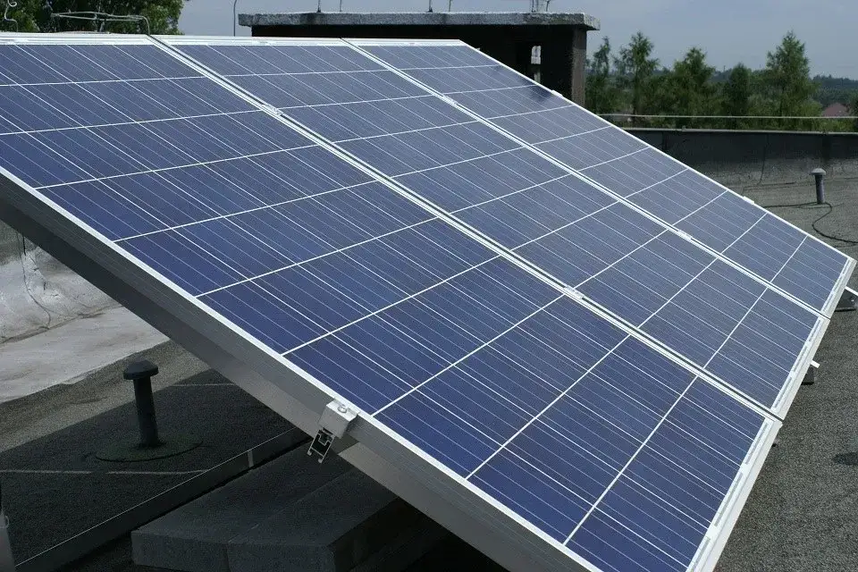 Instalacja fotowoltaiczna 8 kW - ile prądu naprawdę wyprodukuje?