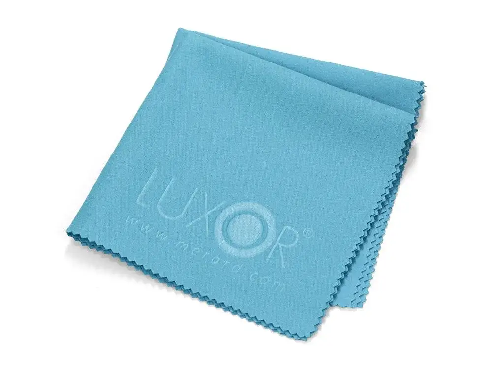 Ściereczka do srebra: Jak wybrać i używać, by przywrócić blask?