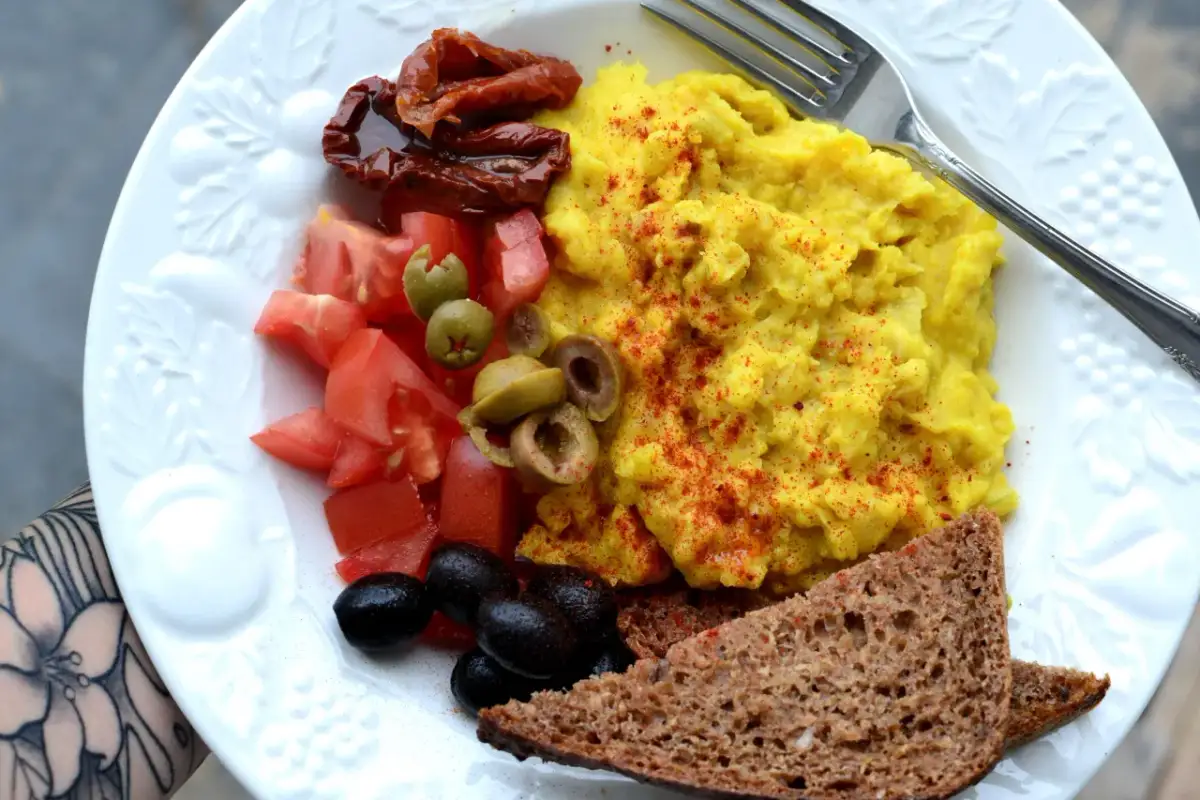 Czy mąka jest wegańska? Odkryj, które rodzaje są bezpieczne