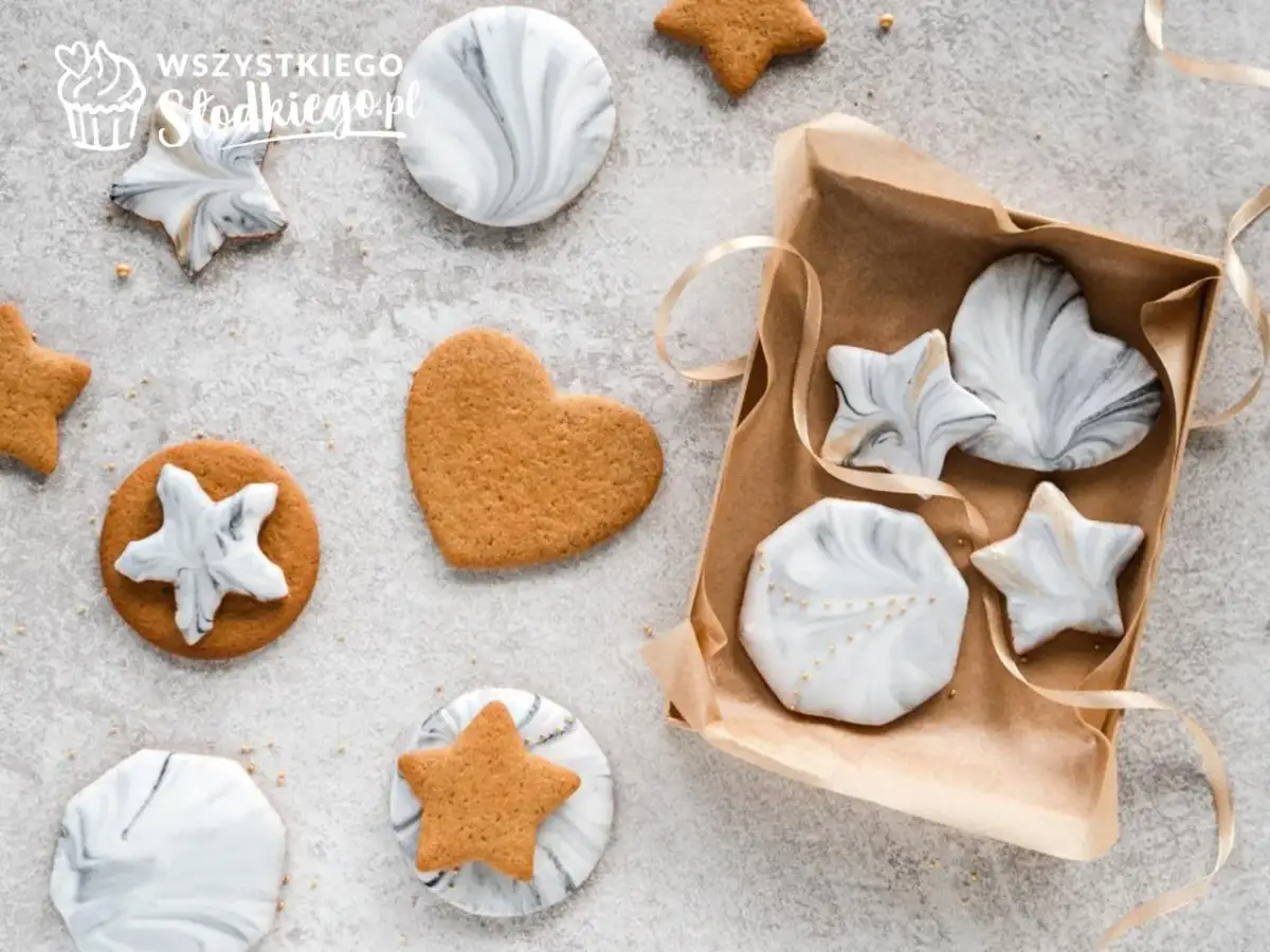 Jak dekorować ciasteczka świąteczne? Poradnik i przepisy.