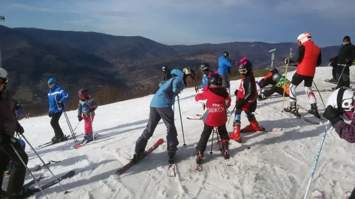 Góra Żar: Gdzie leży? Jak dojechać? Atrakcje i porady