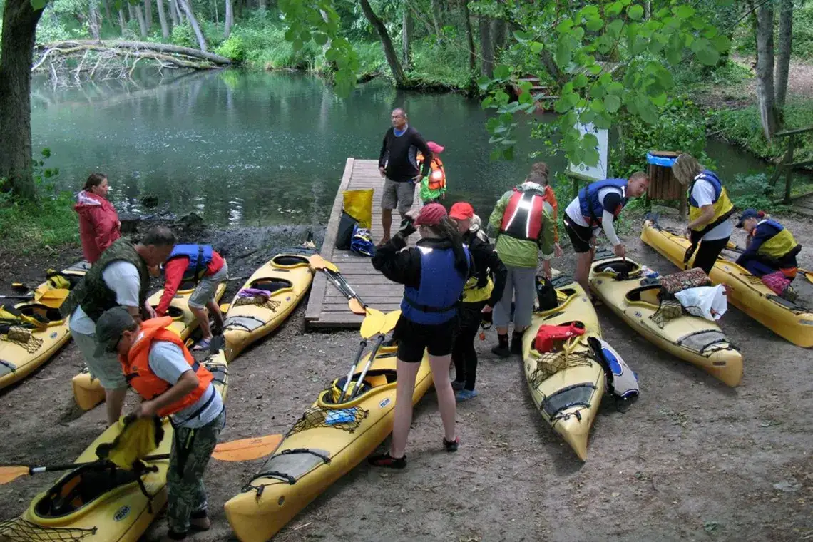 Warta Poznań Kajakarstwo: Nabór, Treningi i Sukcesy
