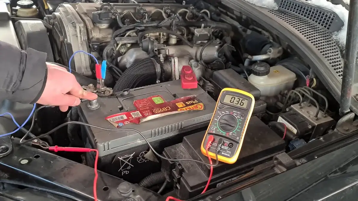 Co kradnie prąd w samochodzie i jak uniknąć rozładowania akumulatora