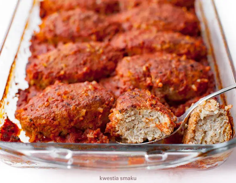 Gołąbki bez zawijania? Zapiekanka z kapusty pekińskiej - przepis!