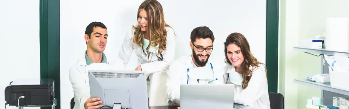 Ile kosztują studia medyczne w USA? Zaskakujące wydatki, które musisz znać