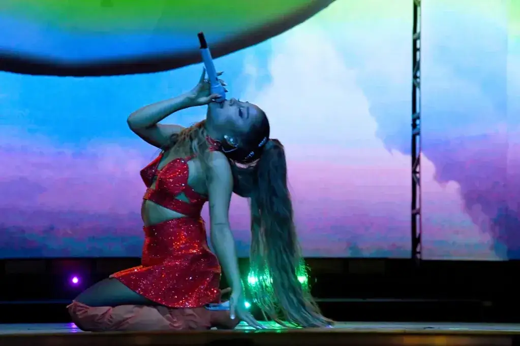 Ile trwa koncert Ariany Grande? Sprawdź, co musisz wiedzieć!