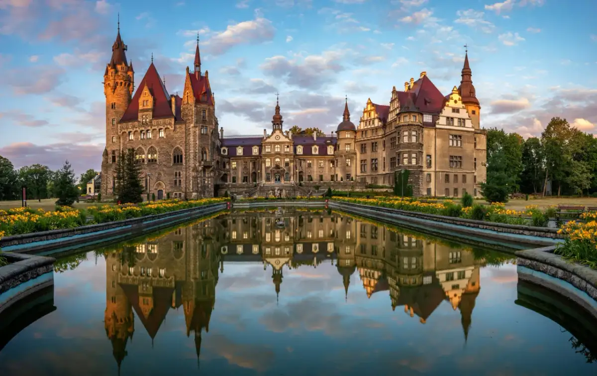 Odkryj Opolszczyznę: zamki, dinozaury i ukryte perły regionu