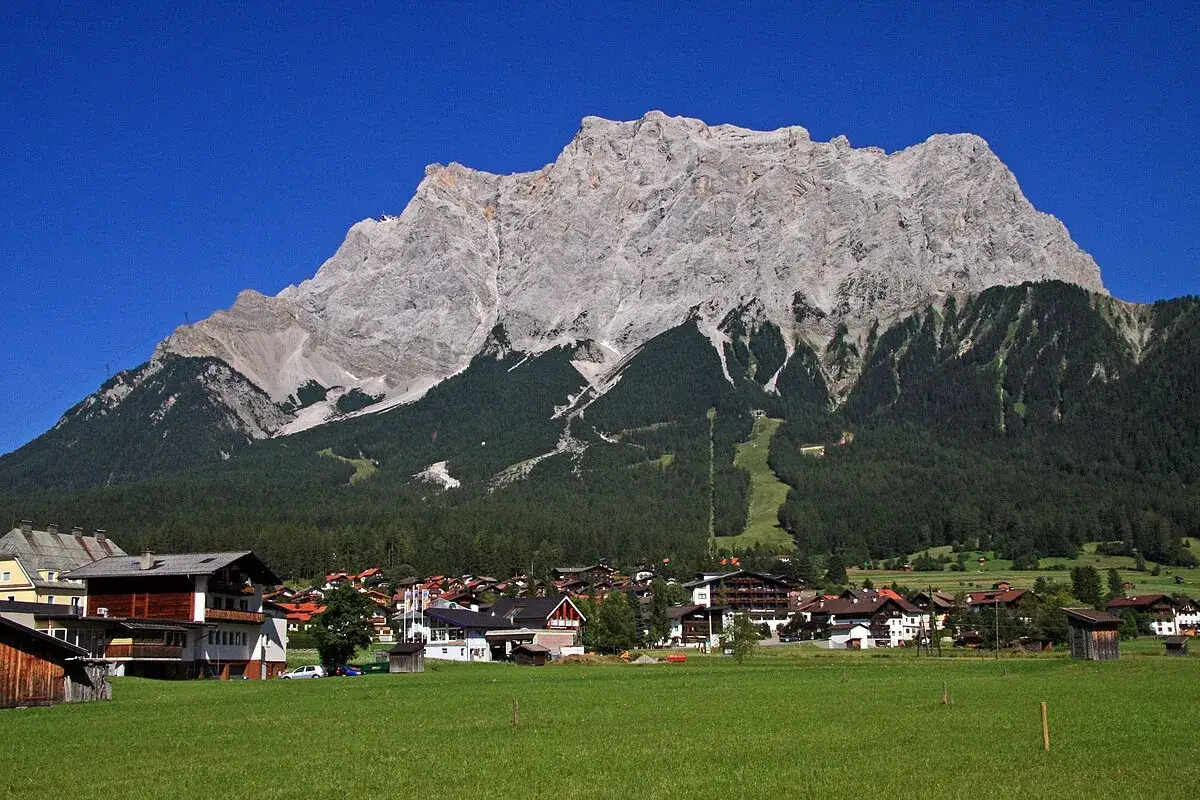 Zugspitze: Deutschlands höchster Berg Ihr ultimativer Guide