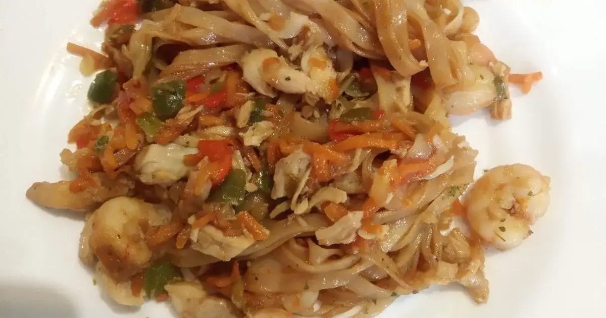 Receta fácil de fideos de arroz con gambas que sorprenderá a todos