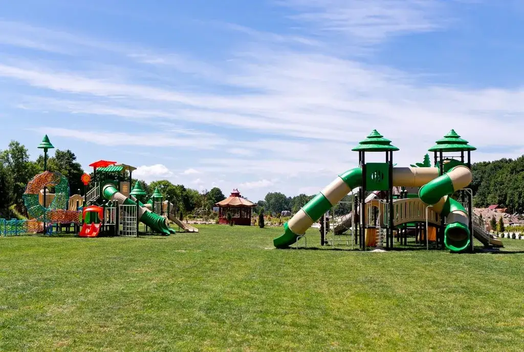 Gdzie z dzieckiem w Poznaniu? Odkryj najlepsze atrakcje i zabawy