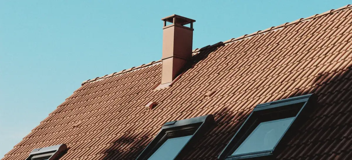 Czym ocieplić komin? Wybierz najlepsze materiały i uniknij błędów