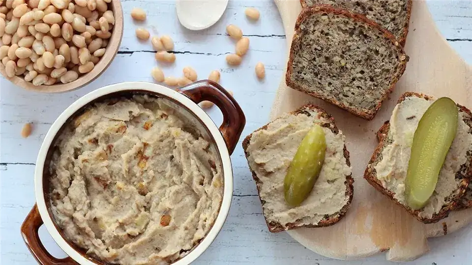 Wege smalec z fasoli: przepis na smak jak tradycyjny!