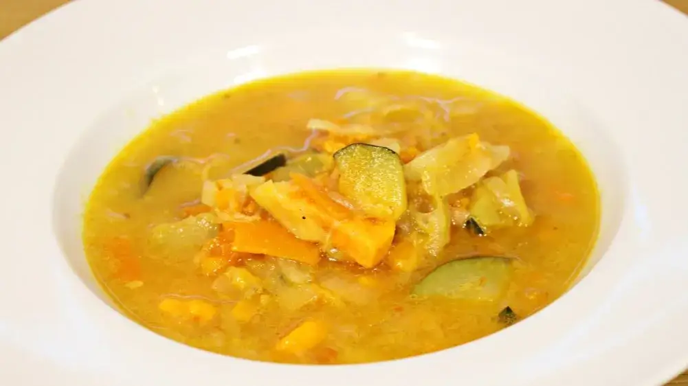 Sopa de verduras casera: Mi receta infalible con secretos de chef