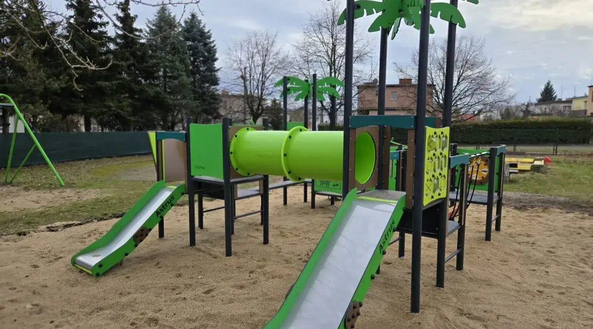 Kiedy otwierają place zabaw? Poznaj nowe regulacje i godziny otwarcia