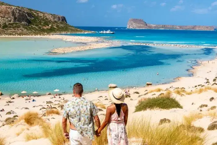 Kreta: Gdzie leży i jak zaplanować idealne wakacje z Polski?