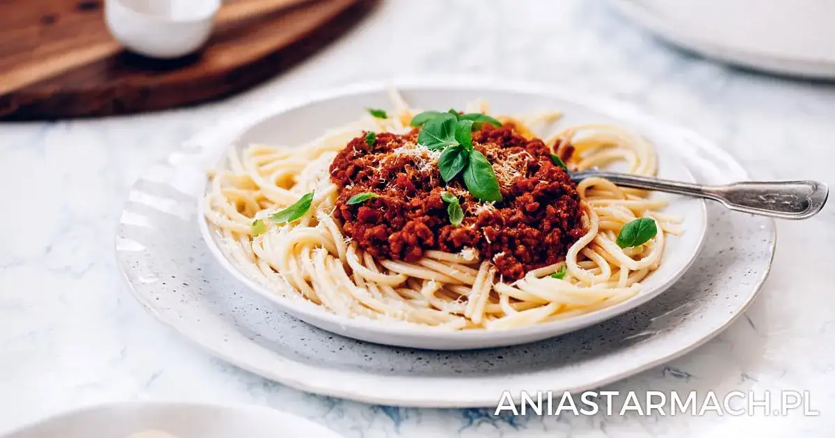 Ania Starmach: Spaghetti bolognese przepis na perfekcyjny sos