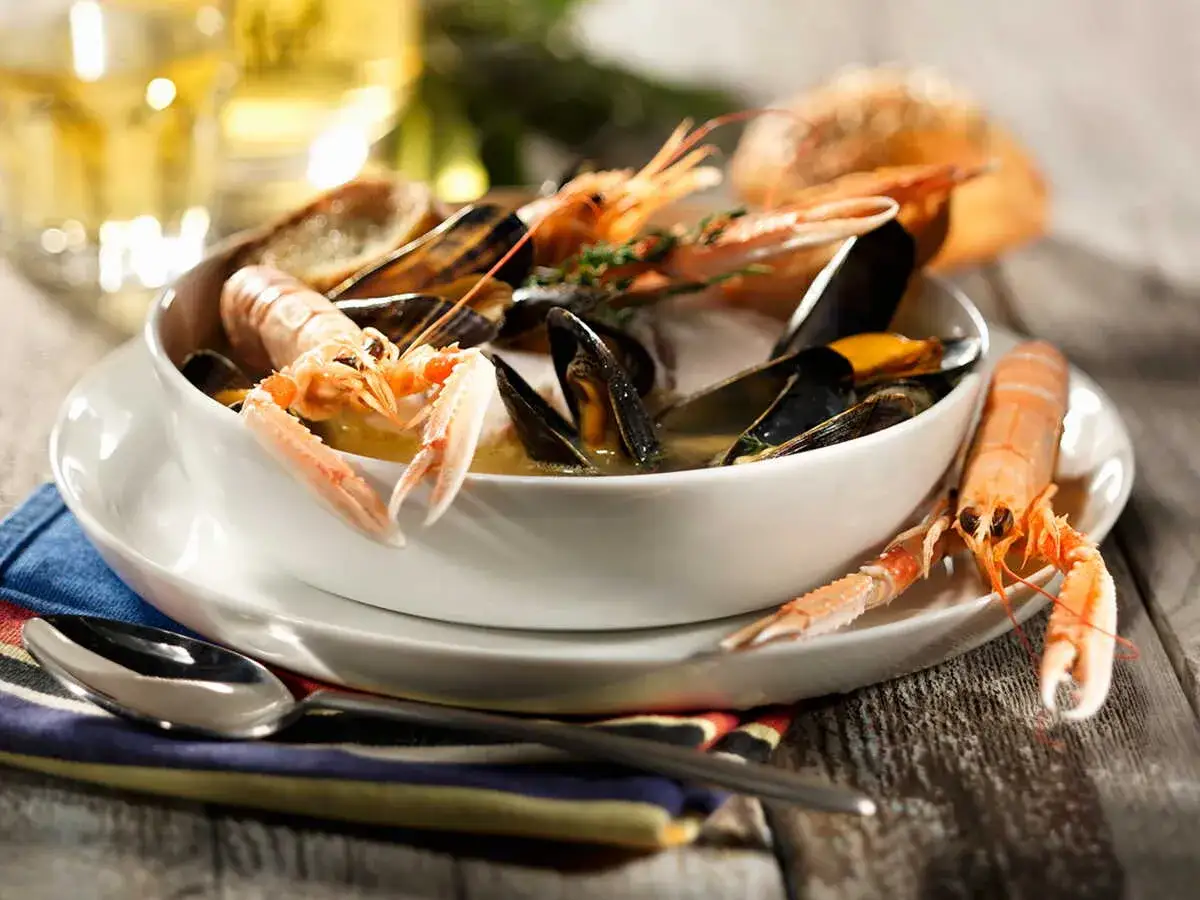 Ttoro : Recette authentique de la soupe de poisson basque