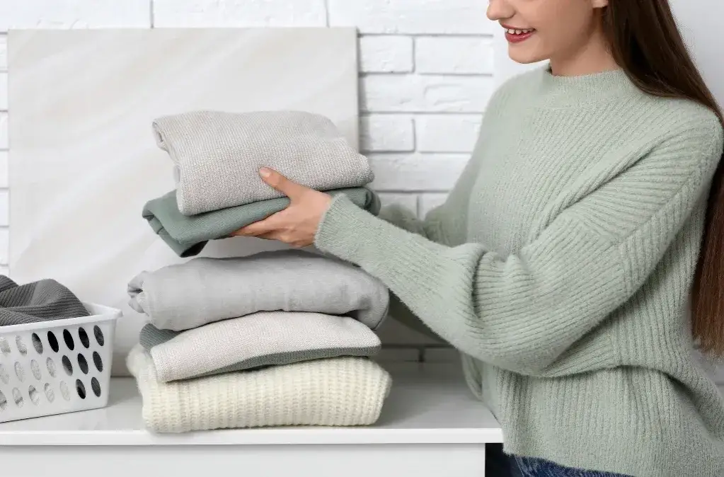 Czy swetry można suszyć w suszarce? Oto, co musisz wiedzieć
