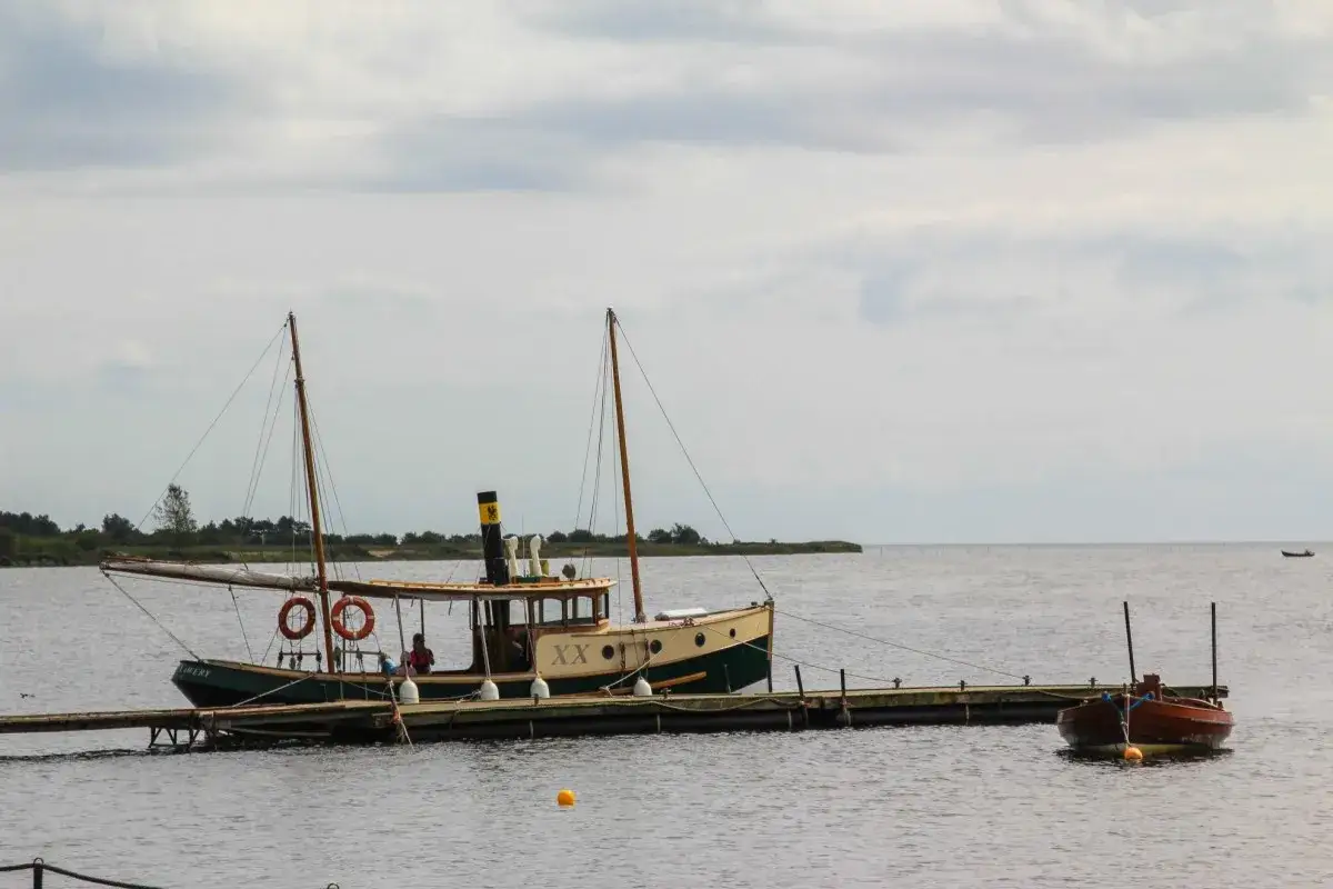 Atrakcje Chałupy: Odkryj najlepsze miejsca na relaks i zabawę