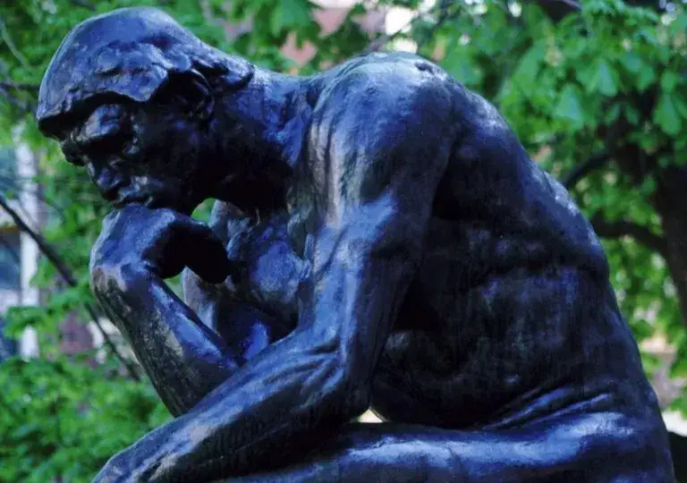 Rzeźba myśliciel: Historia, znaczenie i wpływ na sztukę