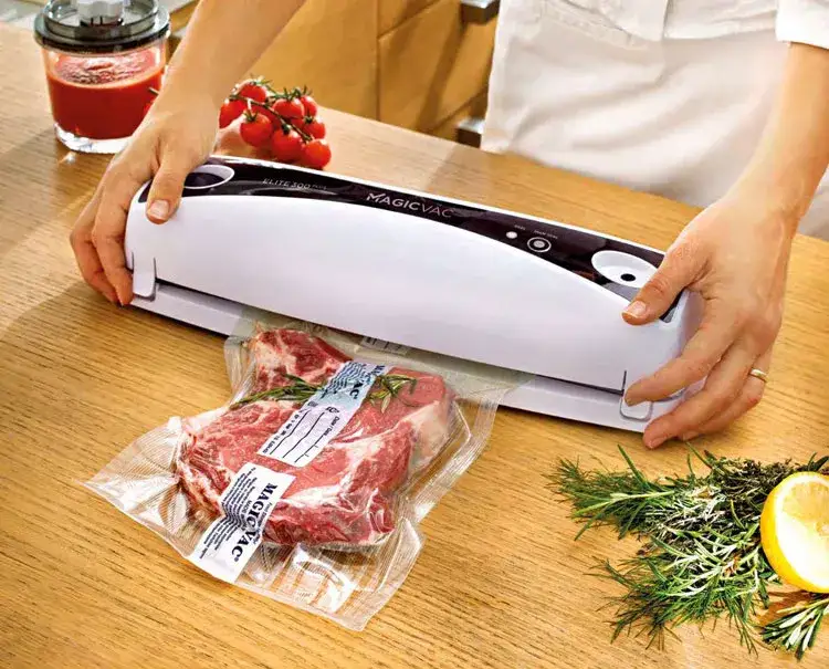 Kiełbasa próżniowa: Jak długo świeża? Przechowywanie i oznaki psucia