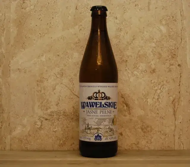 Gdzie kupić piwo wawelskie? Sprawdź najlepsze miejsca i oferty