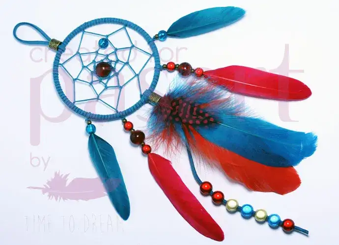 Jak zrobić indiańskie ozdoby? Łapacze snów, pióropusze, biżuteria DIY