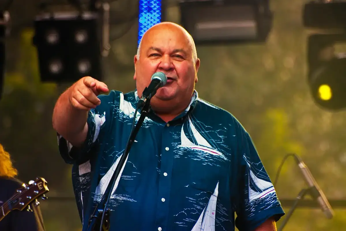 Kto śpiewa „Córkę rybaka”? Historia kultowego hitu Wałów Jagiellońskich