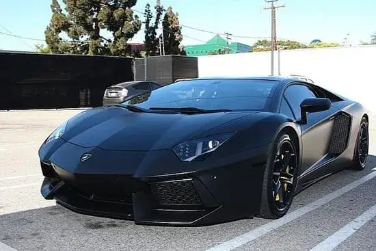 Kim Kardashian i lamborghini aventador: tajemnice luksusowego prezentu