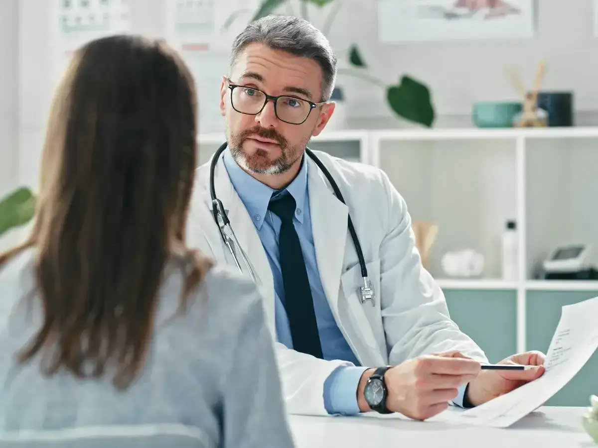 Czy lekarz rodzinny może wystawić skierowanie na biopsję i jak to zrobić?