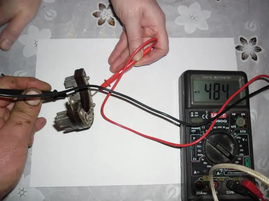 Jak sprawdzić mostek prostowniczy alternatora i uniknąć kosztownych napraw