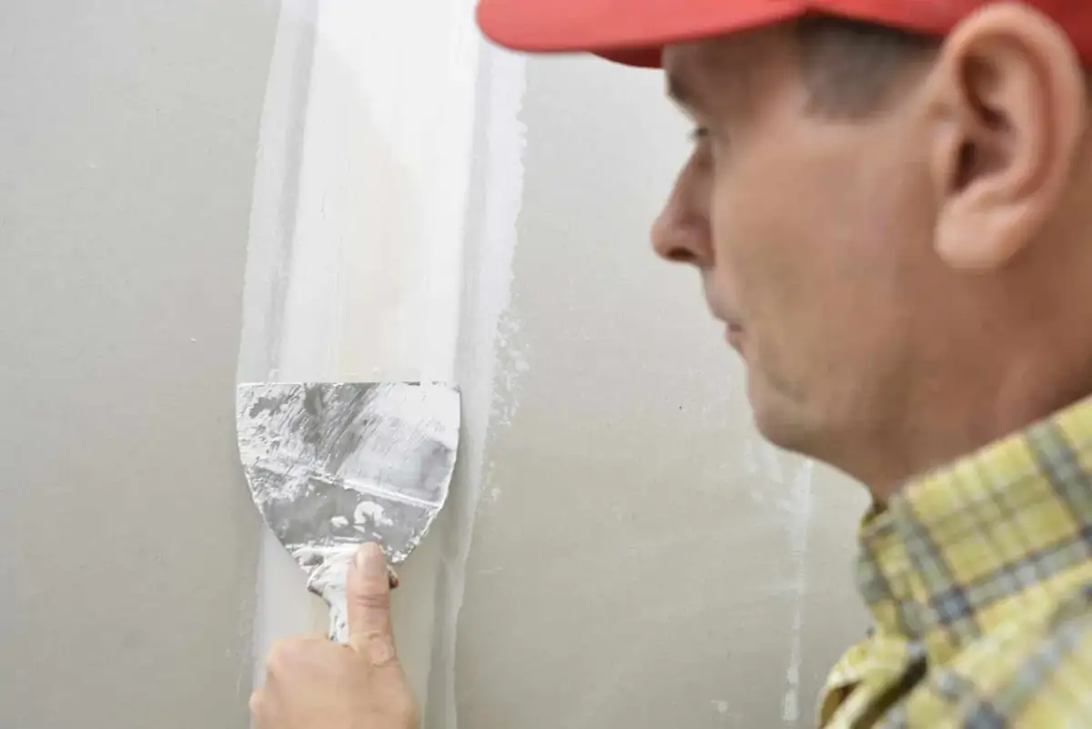 Jaka grubość tynku gipsowego zapewnia trwałość i estetykę ścian?