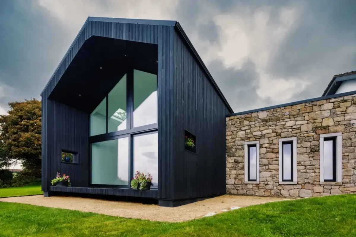 Ile kosztuje budowa domu w Anglii? Kluczowe wydatki, na które warto zwrócić uwagę