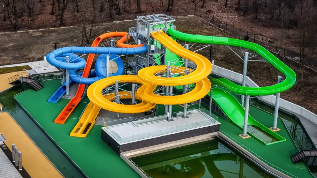 Kiedy otwarcie placów zabaw? Sprawdź daty i lokalizacje atrakcji