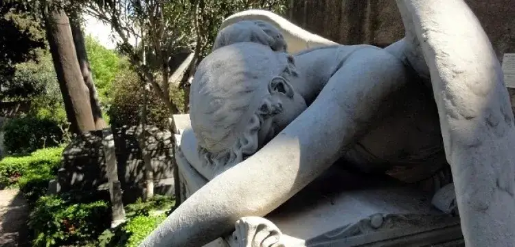 Ile dusza przebywa w czyśćcu? Poznaj czynniki wpływające na czas oczyszczenia