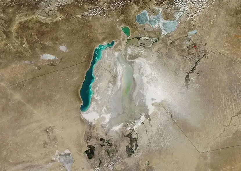 Jezioro Azowskie: tajemnice, historia i ekologiczne wyzwania