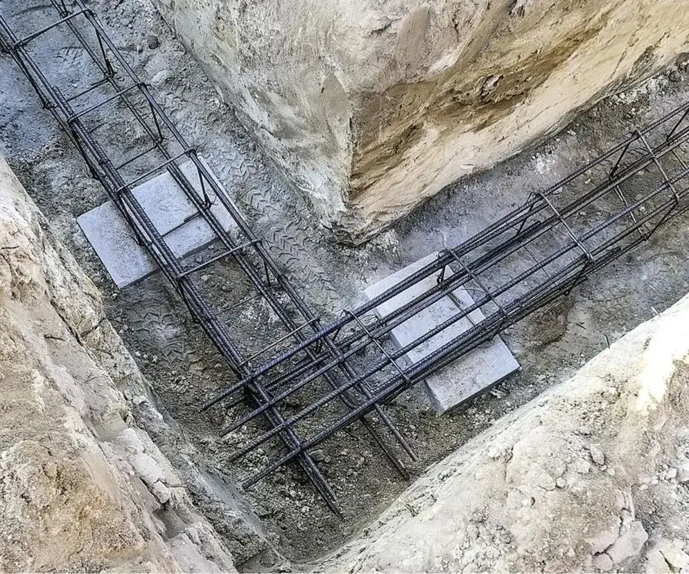 Jak prawidłowo zbroić fundamenty? Praktyczne porady i najczęstsze błędy