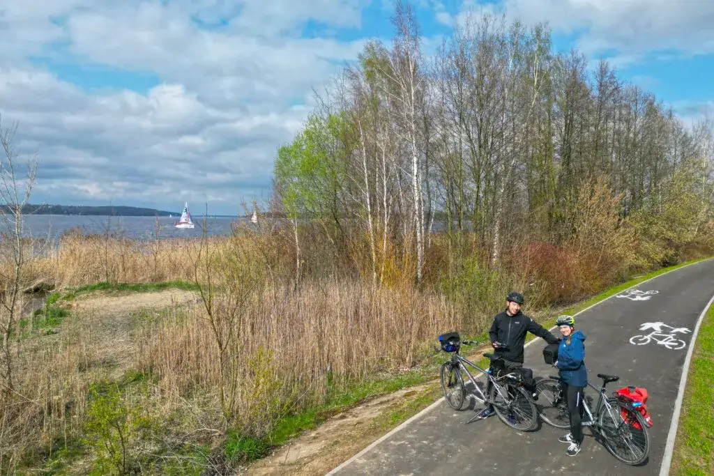 Odkryj trasy rowerowe Warszawa: Gotowe pomysły na weekend!