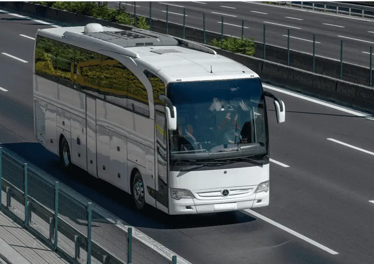 Ile pali bus 30 osobowy? Zaskakujące fakty o zużyciu paliwa