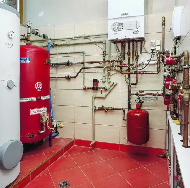 Czy rozdzielnia elektryczna może być w kotłowni? Sprawdź przepisy i zasady bezpieczeństwa