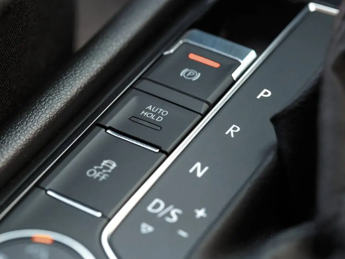 Auto Hold: Wygoda w korku! Które auta mają tę funkcję?